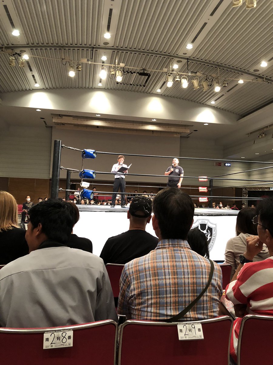 funnytrip841's tweet photo. 今日はここから観戦しました😆

目の前で場外乱闘ありました、
今回もとても楽しかった😄 https://t.co/n9b6Ecq8df