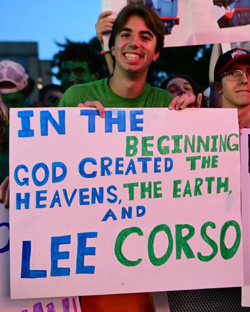 CollegeGameDay's tweet photo. Makes sense

#CollegeGameDay https://t.co/vKycycdDs9