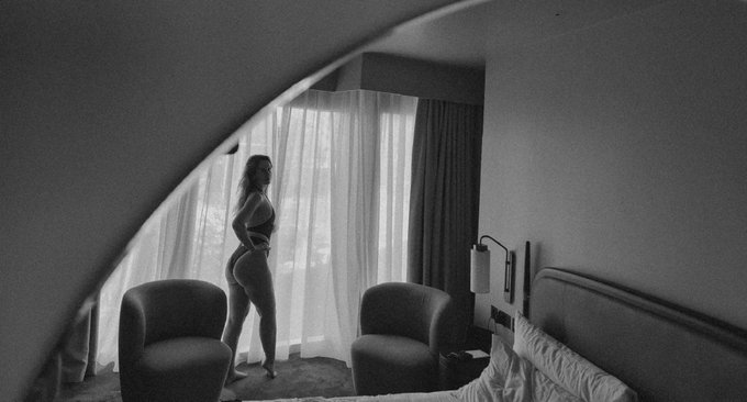 Mirror mirror on the wall.... https://t.co/jF7AD7StJe<a href="/tag/mvsales"class="tags"><span>#mvsales</span></a>