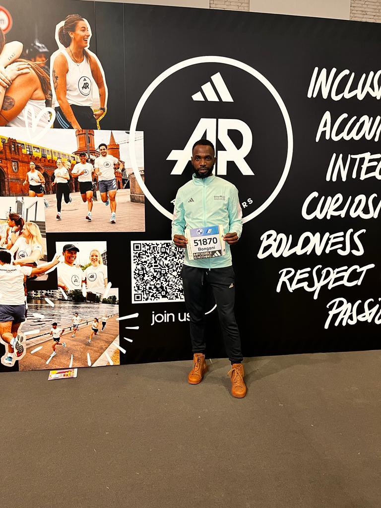 Mhandla_B's tweet image. Counting down the hours ⏳🕥
#runforjoy 
#berlinlegend