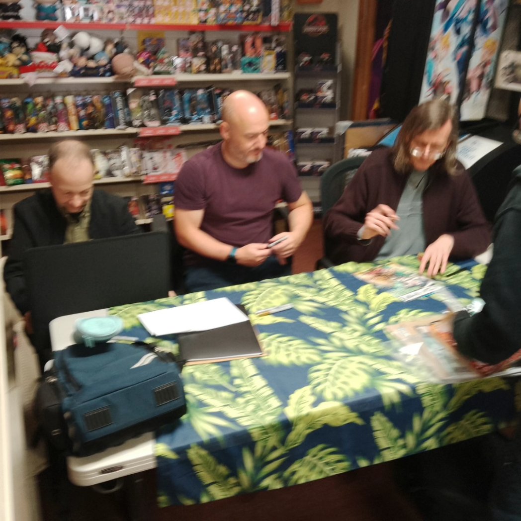 FPICardiff's tweet photo. Thank you to the wonderful artists who attended the signing and who popped by the shop. If you have any photos feel free to tag us in them .
@2000AD @dylanteague #2000ad #dylanteague #patrickgoddard #davidroach #forbiddenplanetcardiff #forbiddenplanetinternational https://t.co/vYVoKp0GQy