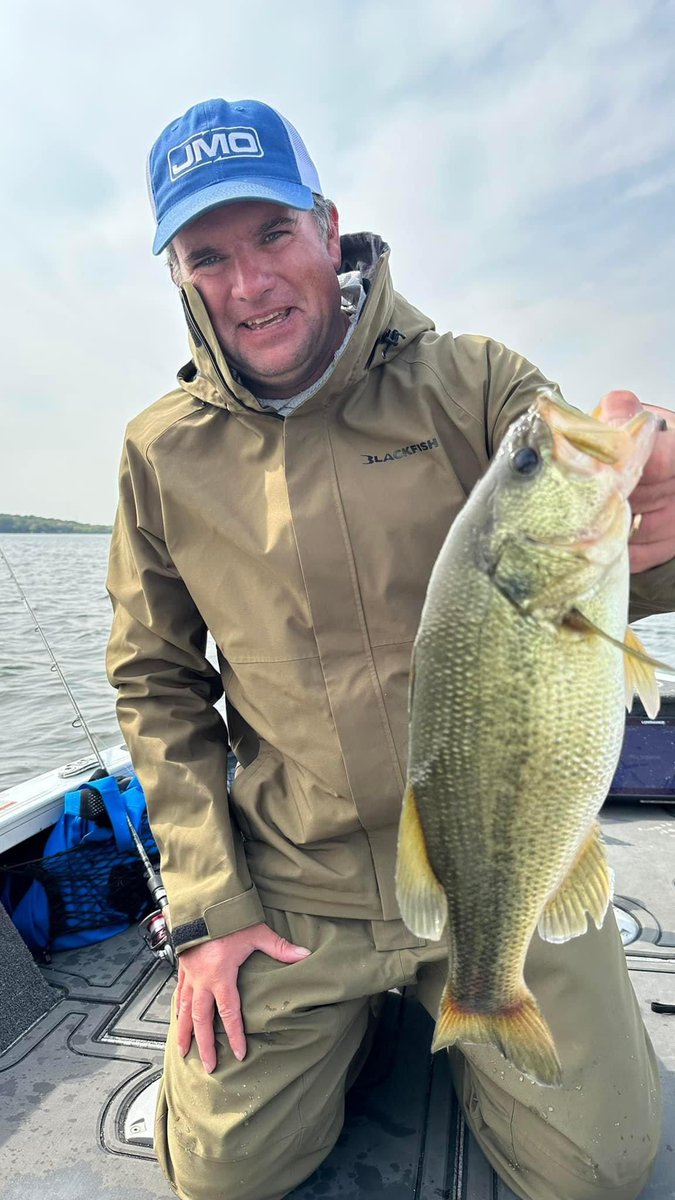 Gotta admit I don’t go out of my way to fish lakes within an hour of the Twin Cities Metro as I always have it in my head that the lakes get fished so much and that the fishing isn’t very good compared to so many places we get to travel to.  Lesson learned today… -#fishing #fish