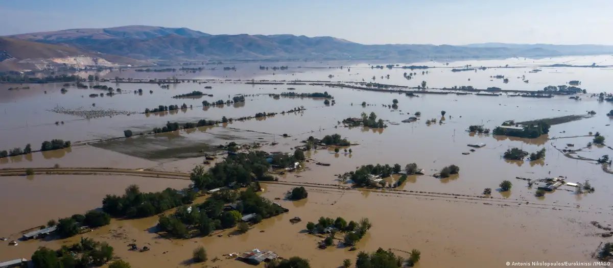Impact of Greek floods only now becoming apparent. Not only quarter of farming is obliterated, it is not coming back. Erosion and silt in fields means 9-10 years before they can be fertile. Huge internal migration taking place, as farmers give up <a href="/jake_bittle/">Jake Bittle</a> #ClimateCrisis