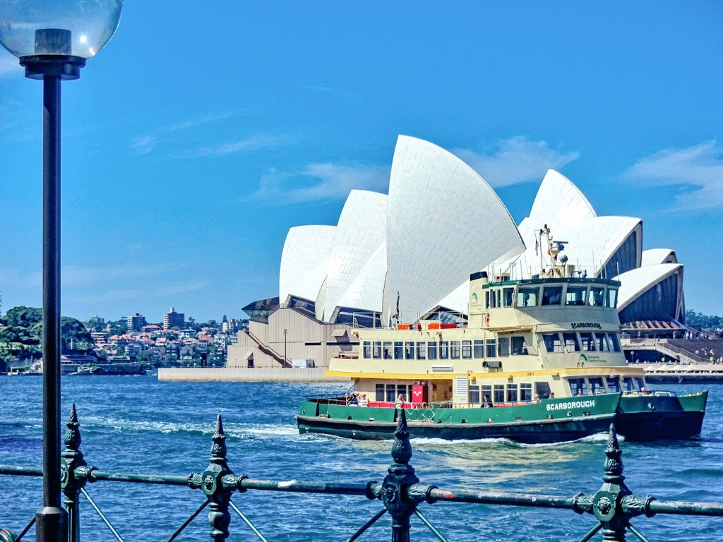 大好きな港🚢

☁️☀️☁️

#Australia #CircularQuay
#photography  #カコソラ
#キリトリセカイ
#写真好きな人と繋がりがたい