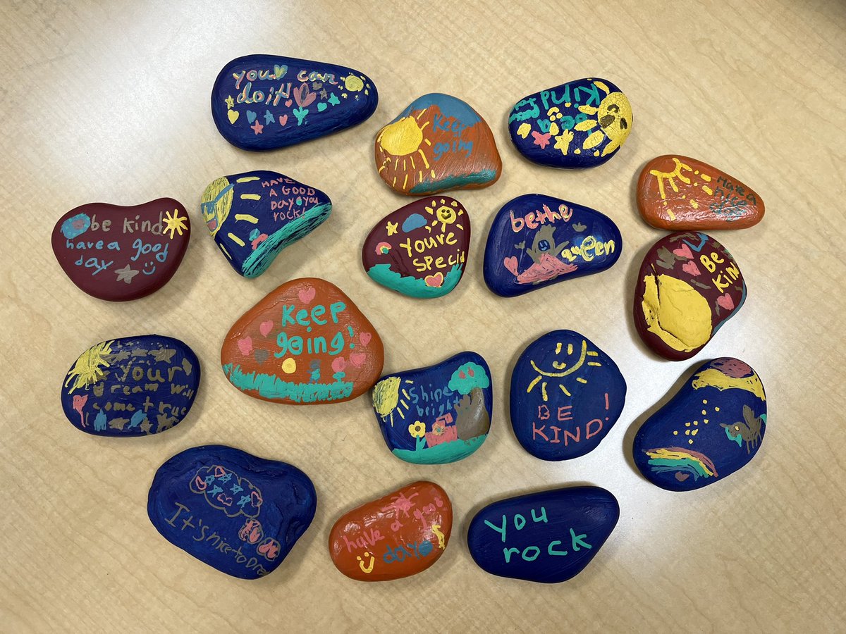 This week, 2B decorated rocks to spread kindness to the HTS community. We left them along the HTS trail to send positivity to all that see them. #KindnessRocks <a href="/HTSRichmondHill/">HTS Richmond Hill</a>