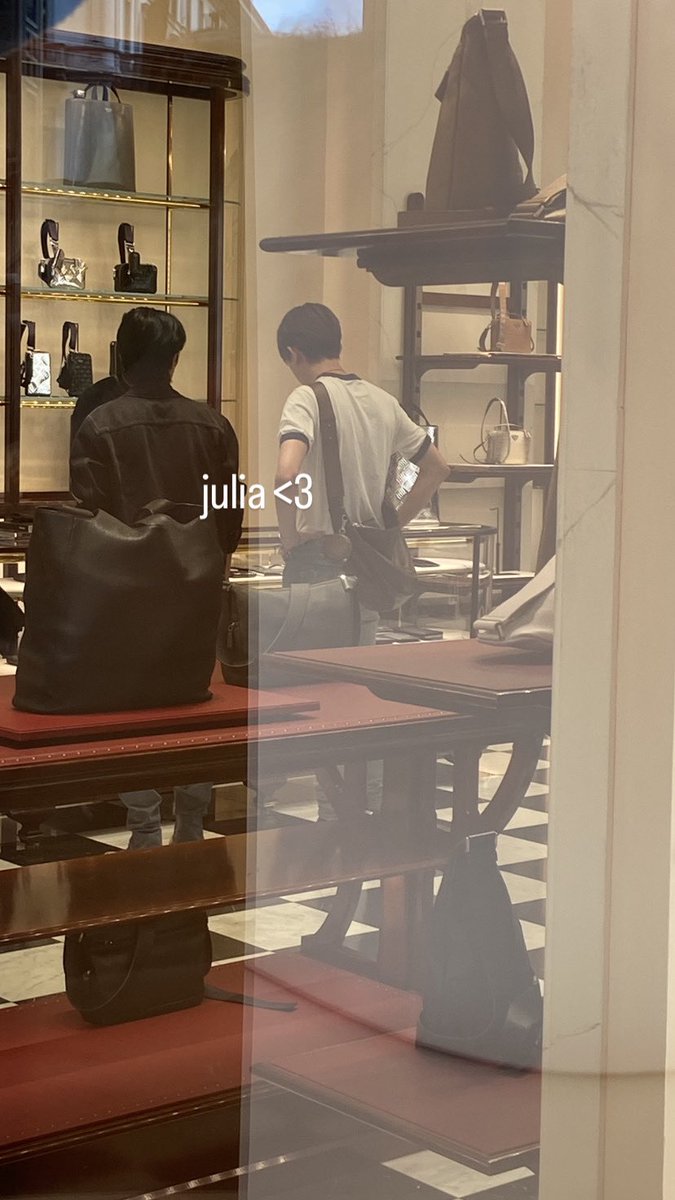 juliamuaxx's tweet photo. my heejake <3
#enhypen #Prada #heeseung #jungwon #jake #jay #sunghoon #ni_ki #sunoo #Prada24SS #PradaFW23 #EMHYPEN #enhypenmilano #pradaboys #PradaxEnhypen https://t.co/CJceflO5J6