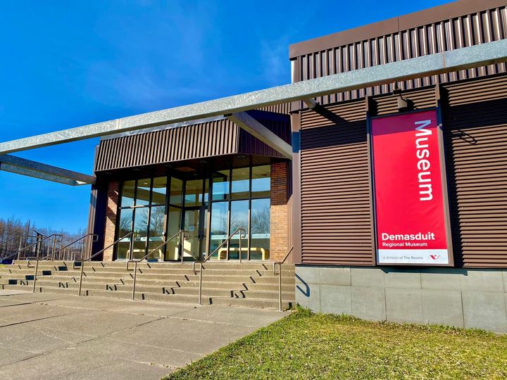 The Demasduit Regional Museum is now closed for the 2023 season!
We would like to thank everyone for their support this year.

We hope you have a great fall and winter, and we look forward to seeing you all again next year.

Stay well and stay safe!