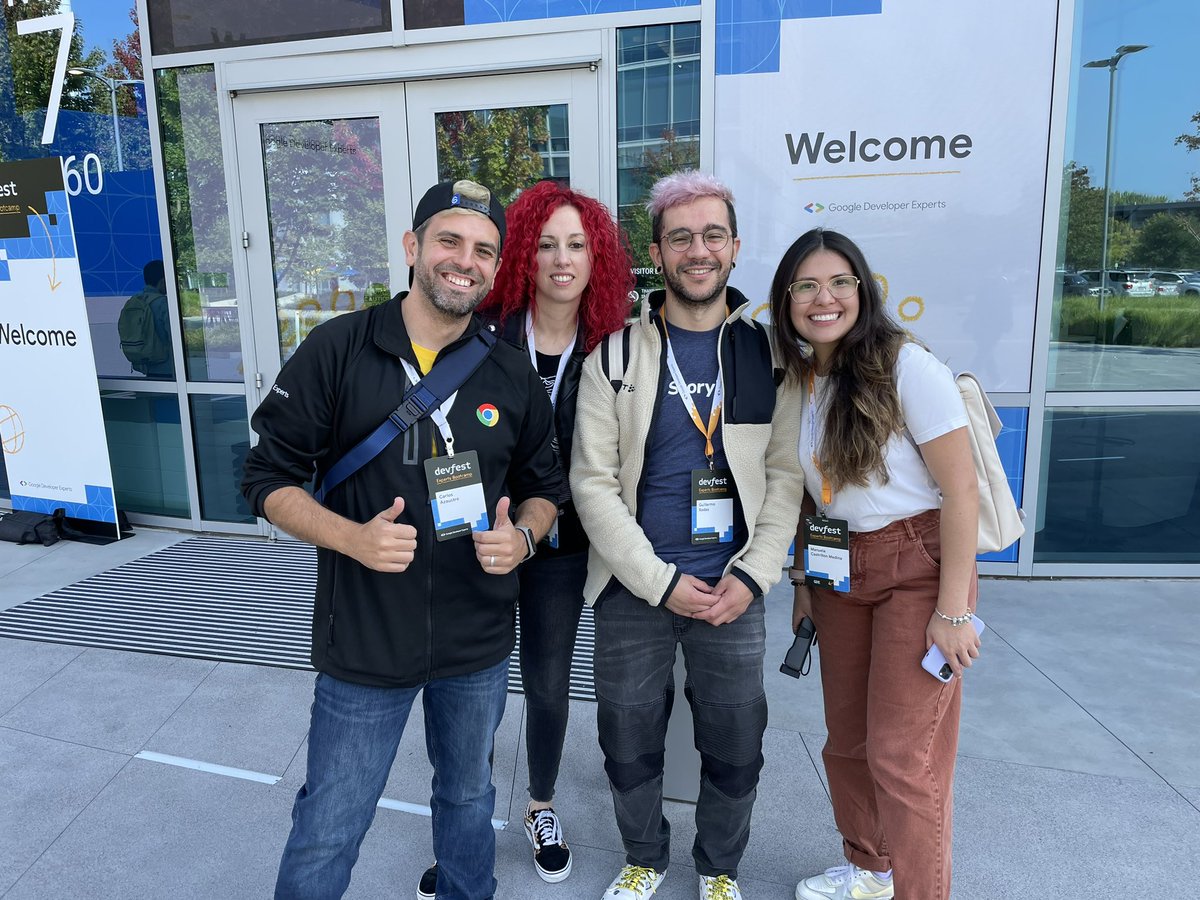 carlosazaustre's tweet photo. Jet lag y síndrome post-campamento de verano… 🥲
🫶 @guillermorodas @dawntraoz @carmenansio @marianocodes @vanessamarely @ManuCastrillonM @aljesusg @iblancasa @juantomas
@GoogleDevEurope
#DevFest2023 #DevFestExpertsBootcamp https://t.co/XZwLuB1etw