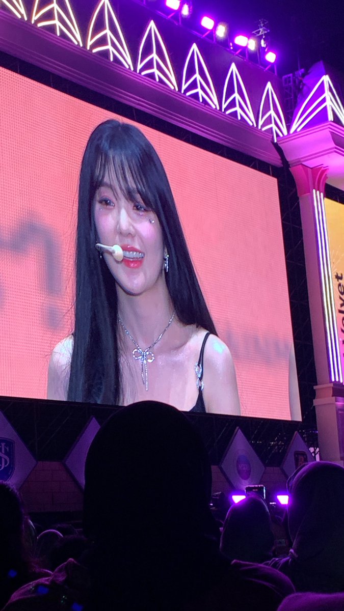IRENE THANKYOU 💗💗💗💗

#SMTOWNJAKARTA2023 #SMTOWN_LIVE_2023_JAKARTA #SMCU_PALACE #SMTOWN #SMTOWNLIVE