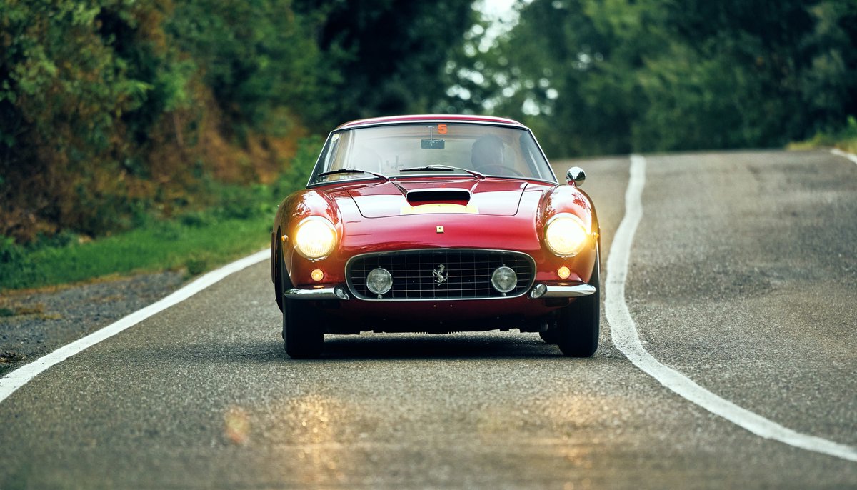 Ferrari's tweet photo. The #FerrariCavalcadeClassiche continues its journey through the picturesque landscapes of #Tuscany. Take a look at some of our favourite shots from this unforgettable second day of the event.
#Ferrari250GT #Ferrari212Inter
#FerrariF40 #FerrariGTO #DrivingFerrari #Ferrari https://t.co/RS1bFocjr7
