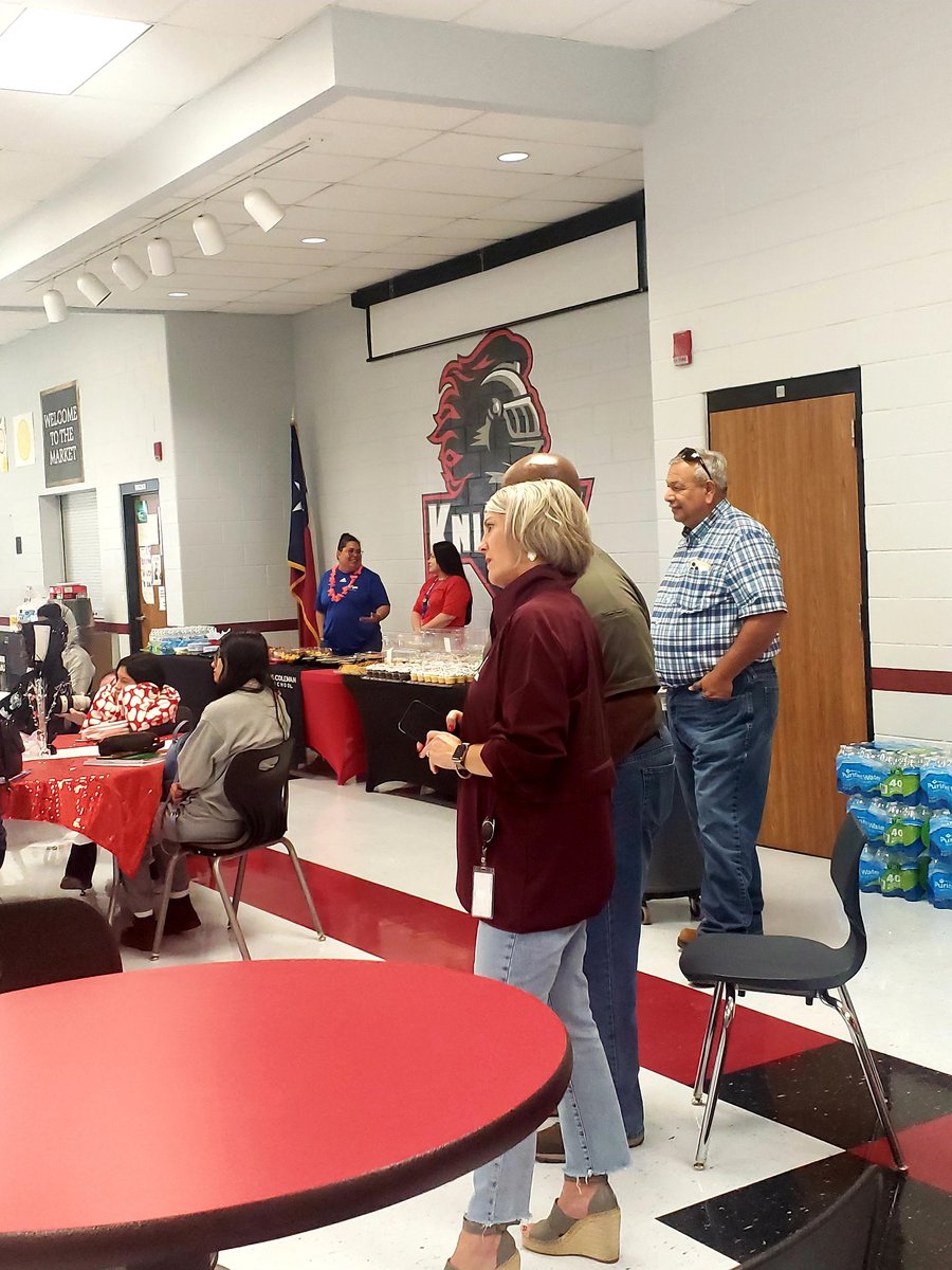 VMColemanHS's tweet photo. Yesterday we had the honor of celebrating Dr. Viola M. Coleman and what would have been her 104th birthday. We always enjoy hearing the stories of what a remarkable woman she was.

We love our campus and all it stands for! https://t.co/0cB4z7ETdW