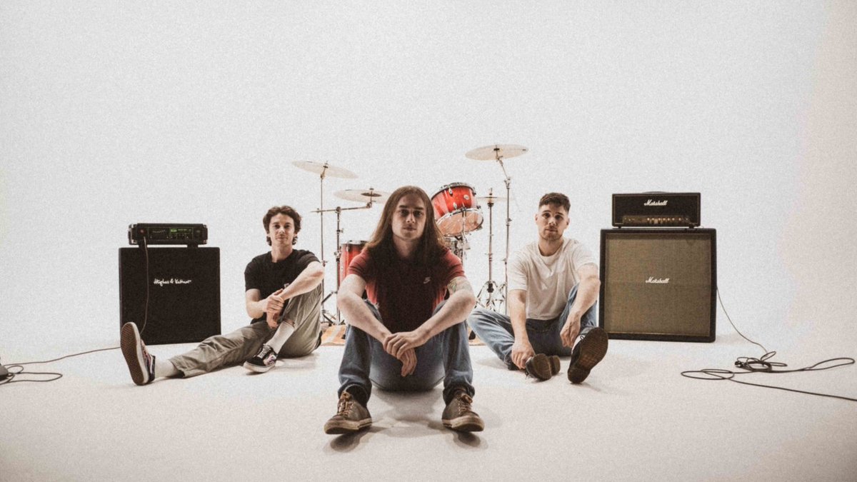 On this morning’s Green and Live show on
<a href="/Live95Limerick/">Live 95</a> we had music from <a href="/_RATIOSBAND_/">R A T I O S</a> <a href="/NewDad/">NewDad</a> <a href="/fontainesdublin/">Fontaines D.C.</a> <a href="/WhippingBoyBand/">whipping boy</a> <a href="/MurderCapital_/">The Murder Capital</a> <a href="/ThinLizzy_/">Thin Lizzy</a> @sprintsmusic <a href="/SWEETStheband/">SWEETS</a> <a href="/vernonjaneband/">Vernon Jane</a> and <a href="/searchresults4/">SEARCH RESULTS</a>