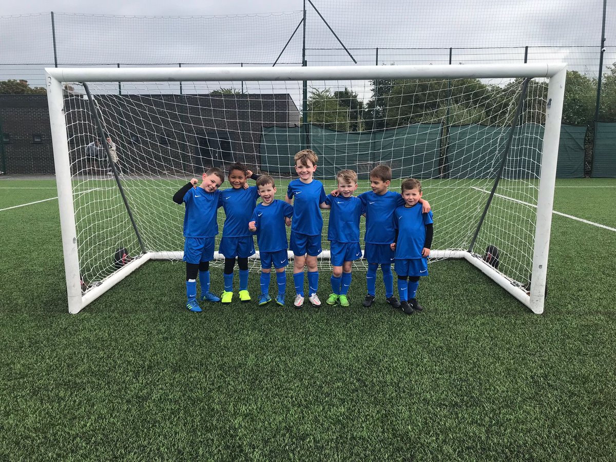 MossleyhillJFC's tweet photo. Super well done to our two U6s teams today in the @TAA_League at @TiberFootball
#mossleyhill #onceclub https://t.co/DAaZRG4yek