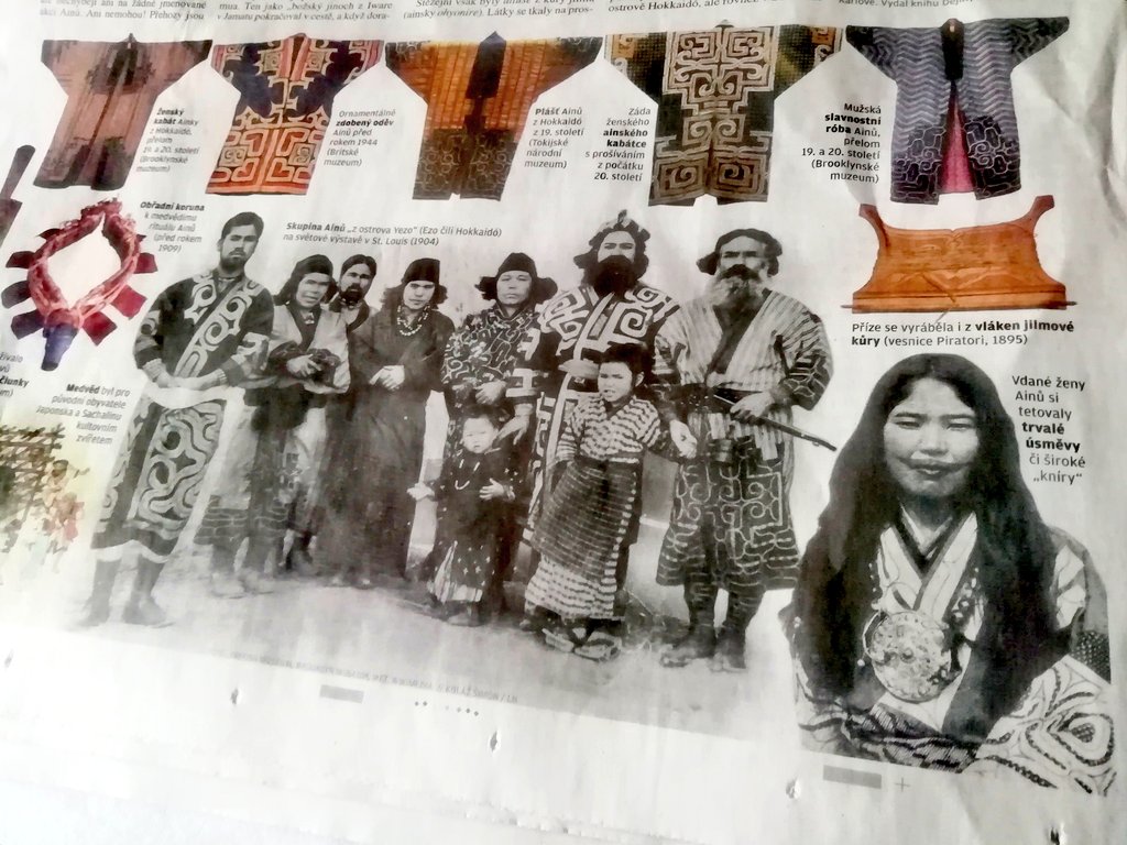 martinrychlik's tweet photo. 🗞️ Ve víkendových LN #Orientace píšu o tkanině i zdobených oděvech attuš z jilmového lýčí u lidí kultury #Ainu na Hokkaidó a Sachalinu. Krásné vzory nosili muži i ženy, jež se v dospělosti "usměvavě" tetovaly i ve tváři kolem úst 👘 #Etno https://t.co/MDwjUEzxA9
