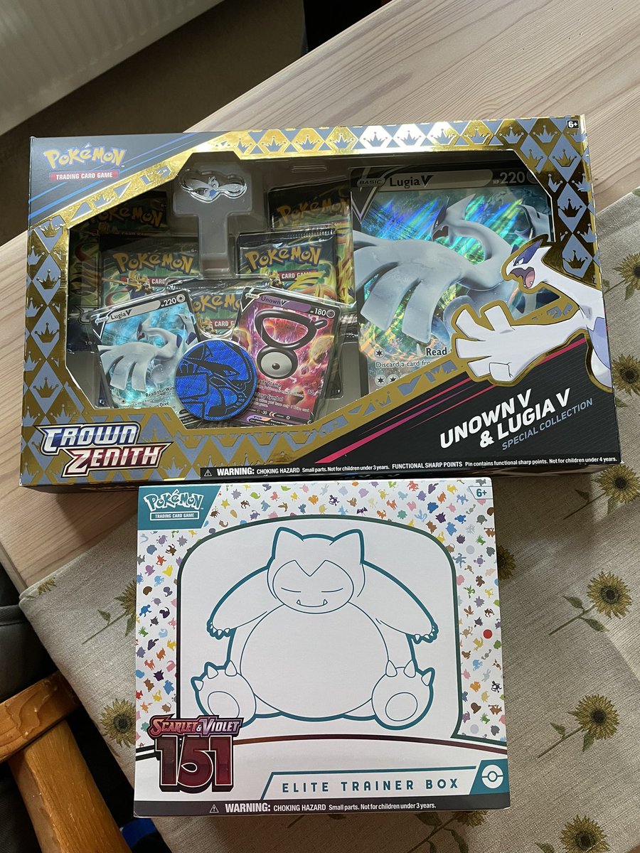 poke_dna's tweet photo. Mail day!!!!!! #Pokemon151 #crownzenith https://t.co/kgJWMlrrLO