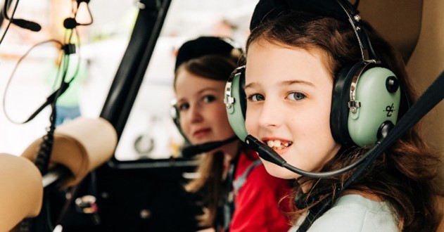 AirlinesDotOrg's tweet photo. Happy #GirlsInAviationDay! Today, we celebrate all future female aviators and hope today’s events inspire you to take flight. #WomenInAviation #GIAD23 [📷: @AmericanAir, @Delta] https://t.co/YLyKNzIG7k