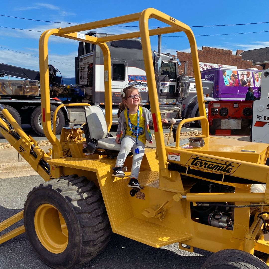 DavieCountyNC's tweet photo. Looking for awesome family fun? Don't miss COGNITION's Carnival and Touch-A-Truck event on Sept 30th! Experience a day full of amazing activities right in the heart of Downtown Mocksville.

Learn more at https://t.co/VveD6a1Qyg https://t.co/QdN8gxXNBt