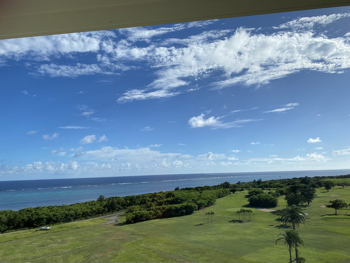 TOYO0101's tweet photo. のどかな休日
いい天気。地平線は丸いな https://t.co/SVuxYHQVi1