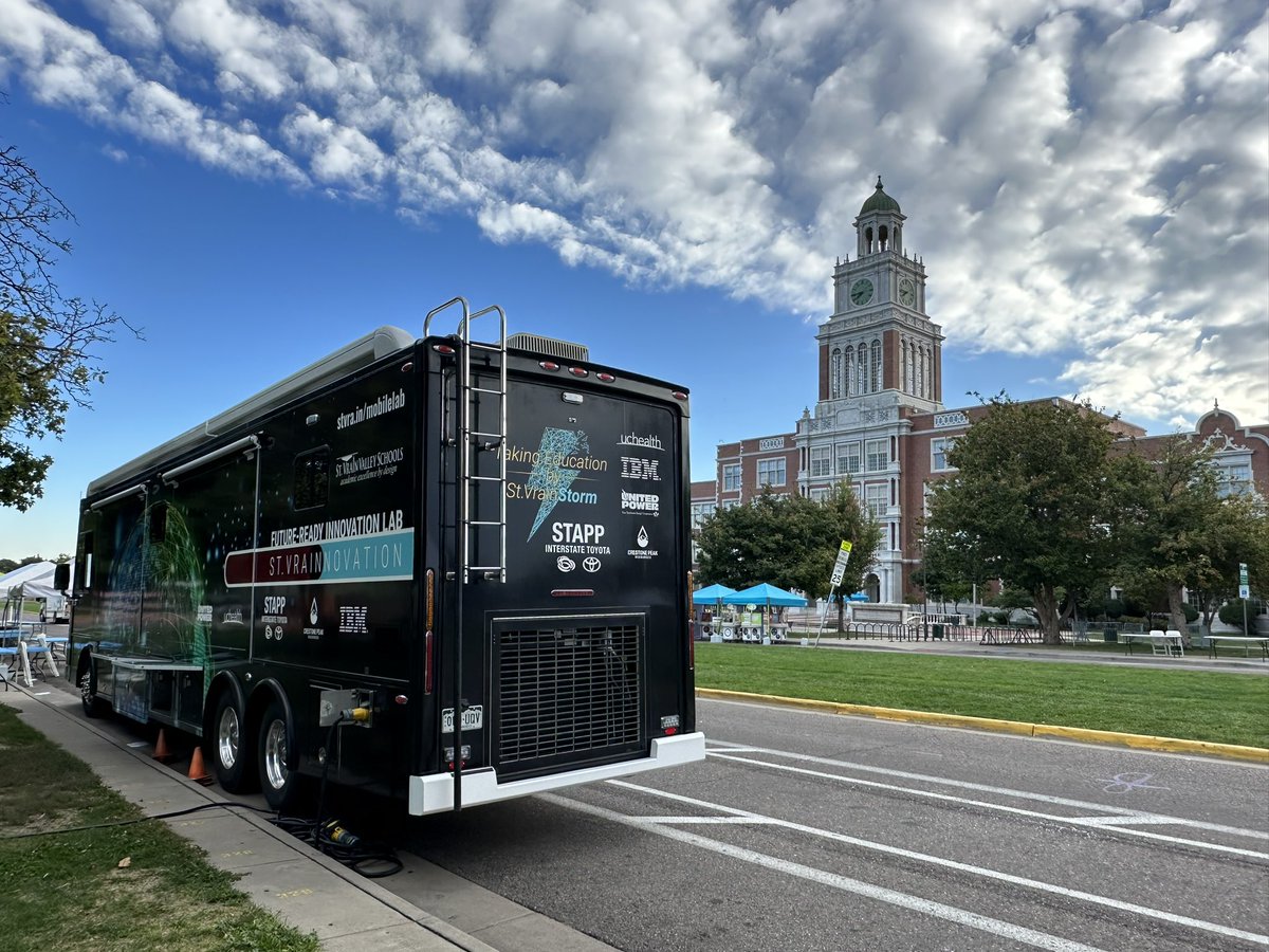 ST.VRAINNOVATION Mobile Education tweet media