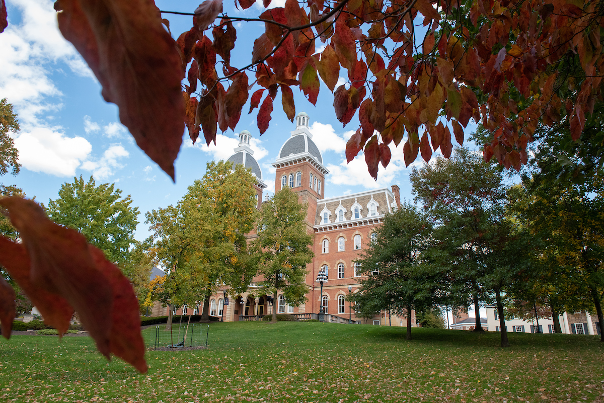 wjcollege's tweet photo. Happy First Day of Fall! 🍂🍁🌻 https://t.co/iAvLePO2XD
