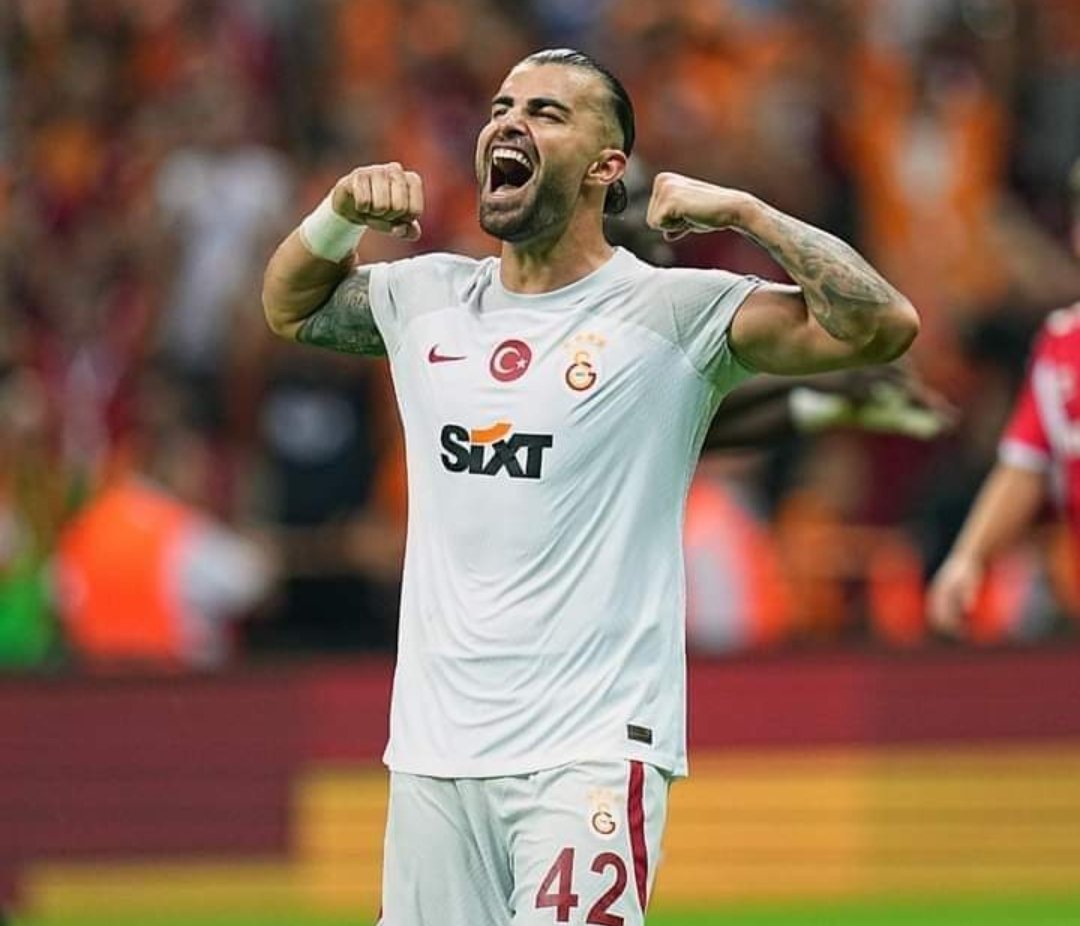 Sacha ve apokerim'in varlığı yeter 🧡