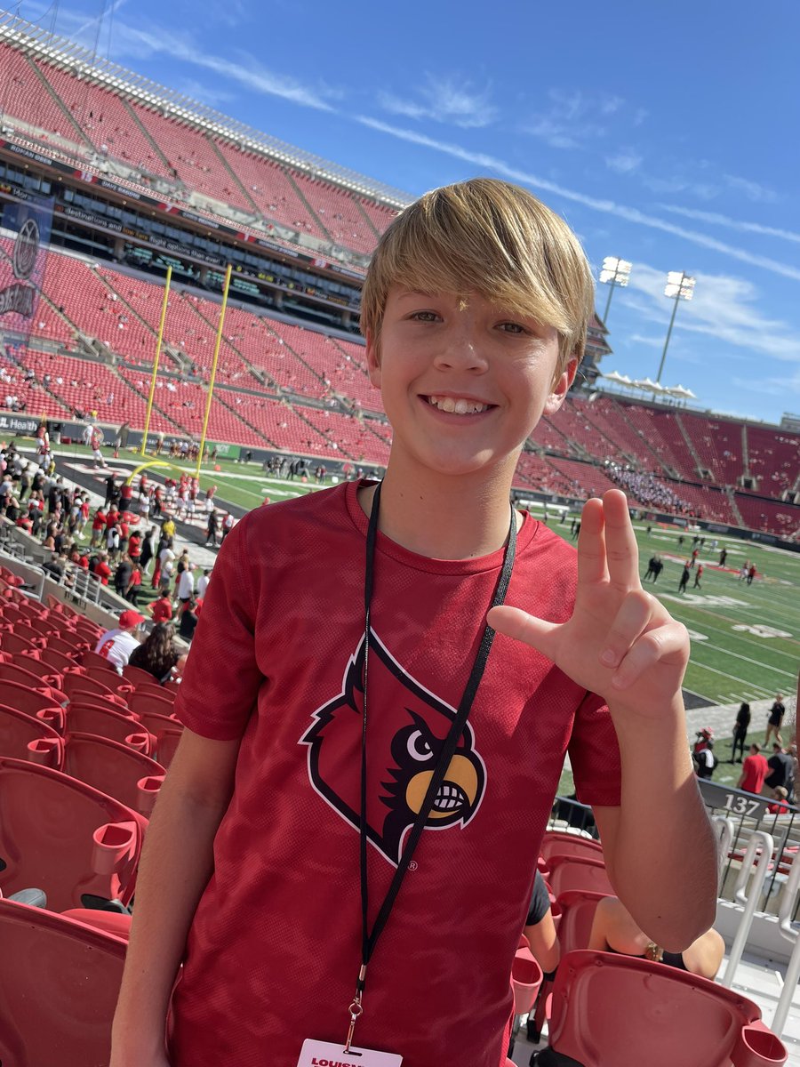 angiemjohnson78's tweet photo. #gocards #l1c4 Ready! https://t.co/uerWgvso5b