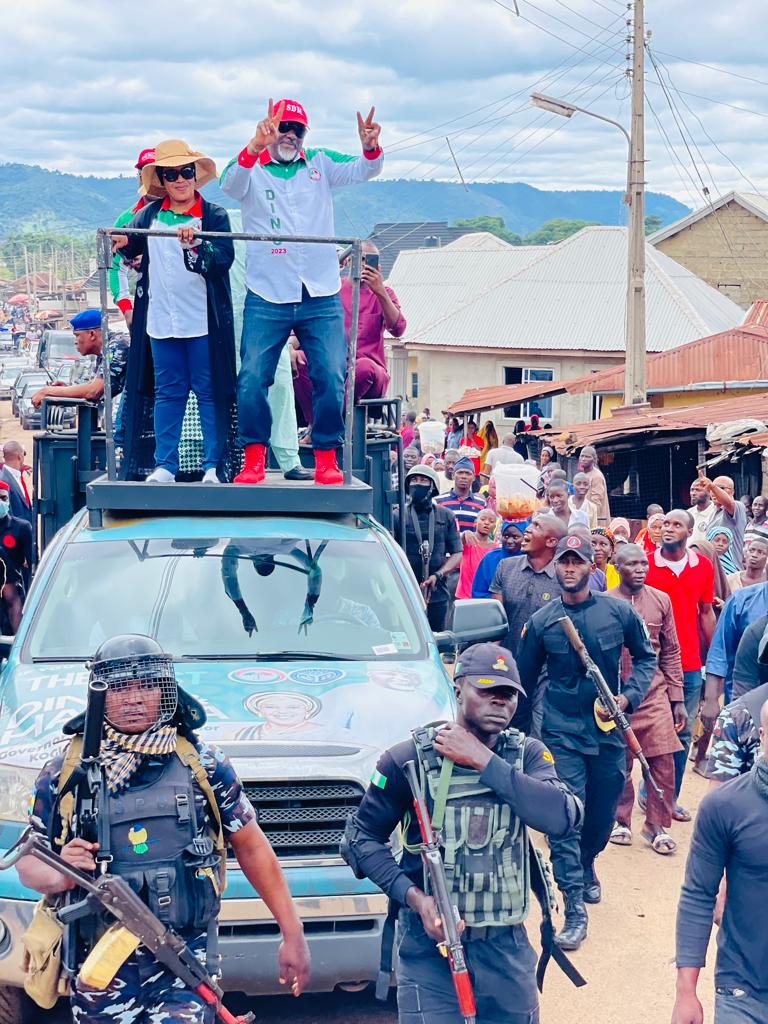 Senator Dino Melaye. (SDM) tweet media