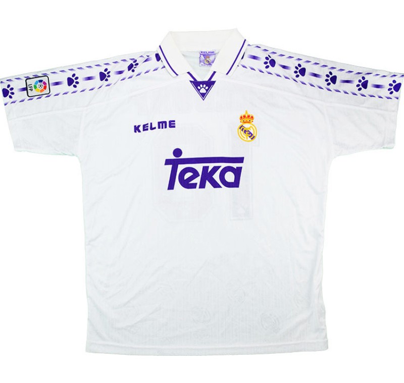 90sPlayers's tweet photo. Who's the first player you think of when you see this shirt? https://t.co/f5GwQRcvCr
