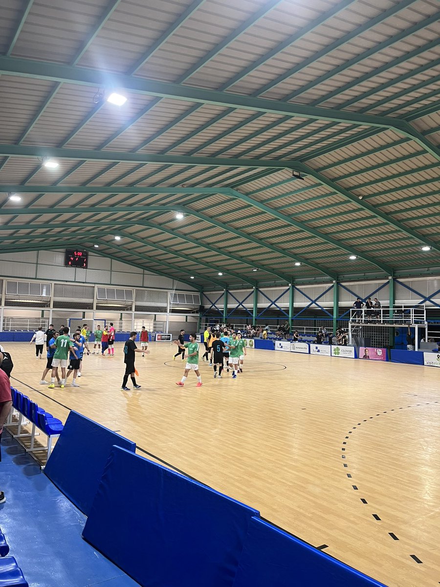 ✅ 𝗙𝗜𝗡𝗔𝗟 | Jornada 2

4️⃣ 𝗘𝗹𝗰𝗵𝗲 𝗖𝗙𝗦
1️⃣ <a href="/SerellesAlcoyFS/">Serelles Alcoy CFS</a> 

⚽️⚽️ Miguel López
⚽️⚽️ Espi

Conseguimos los primeros 𝘁𝗿𝗲𝘀 𝗽𝘂𝗻𝘁𝗼𝘀 de la temporada en un buen partido de los nuestros 💪

<a href="/Decokeden/">Pinturas Decokeden</a> | #ElcheCFS 💚🤍