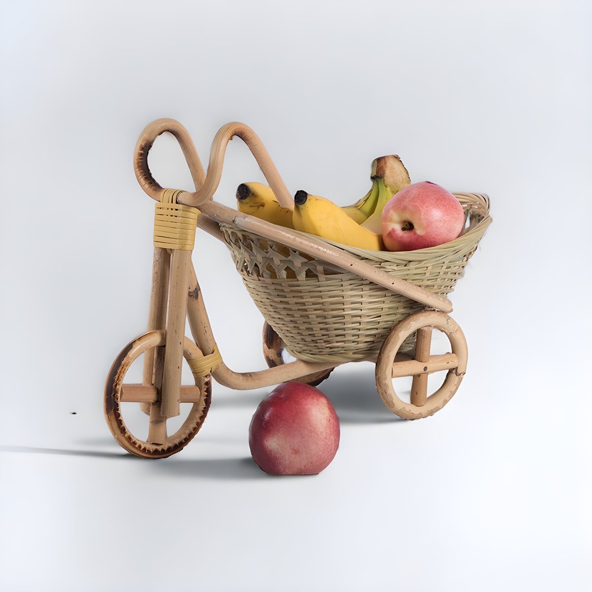 shopfolia's tweet photo. This handcrafted #Bamboo Fruit Basket is made from mature bamboo, aged for over three years, and contains no added chemicals, ensuring durability and safety. Each basket is carefully woven by experienced artisans, ensuring a beautiful appearance with a smooth finish. https://t.co/u7fOfvyWnj