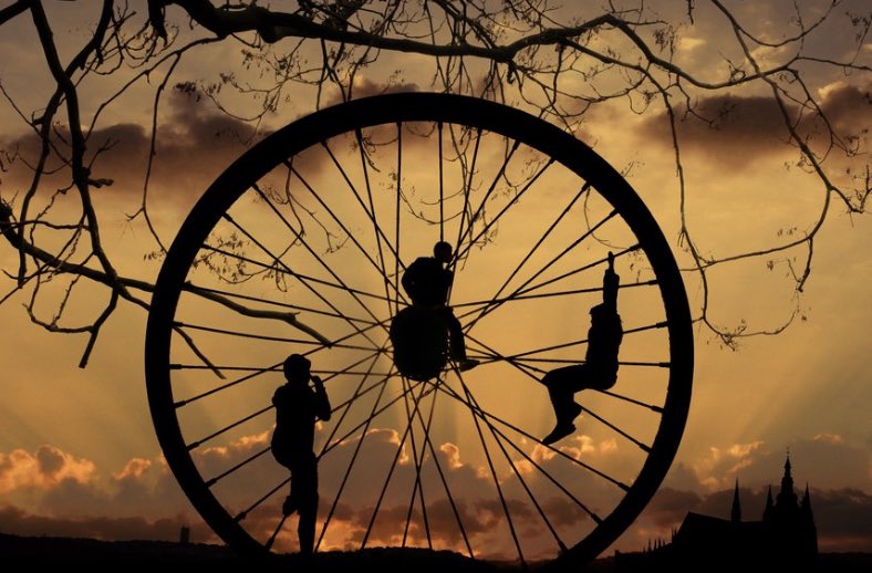 Hesiod and Ovid believed in the Ages of Man. Hesiod’s were Gold