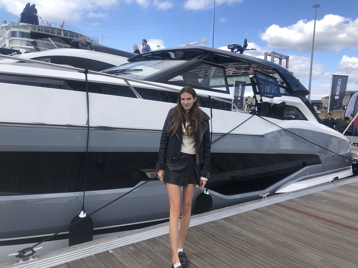 wavesfiley's tweet photo. Many thanks Richard and the wonderful Anna @Sunseeker_Intl for showing us the fantastic range of boats. https://t.co/8NAW5wbHYK