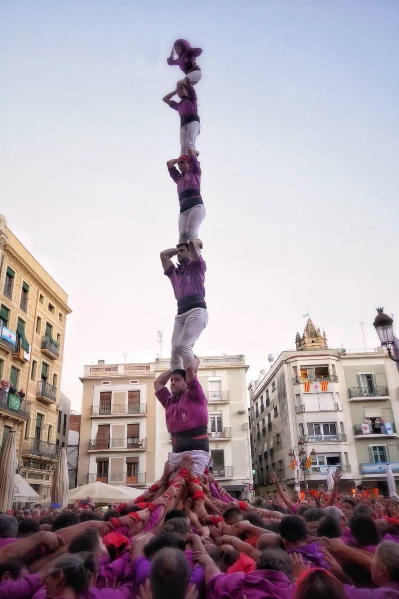 Reus, París, Londres, Igualada. #castellers