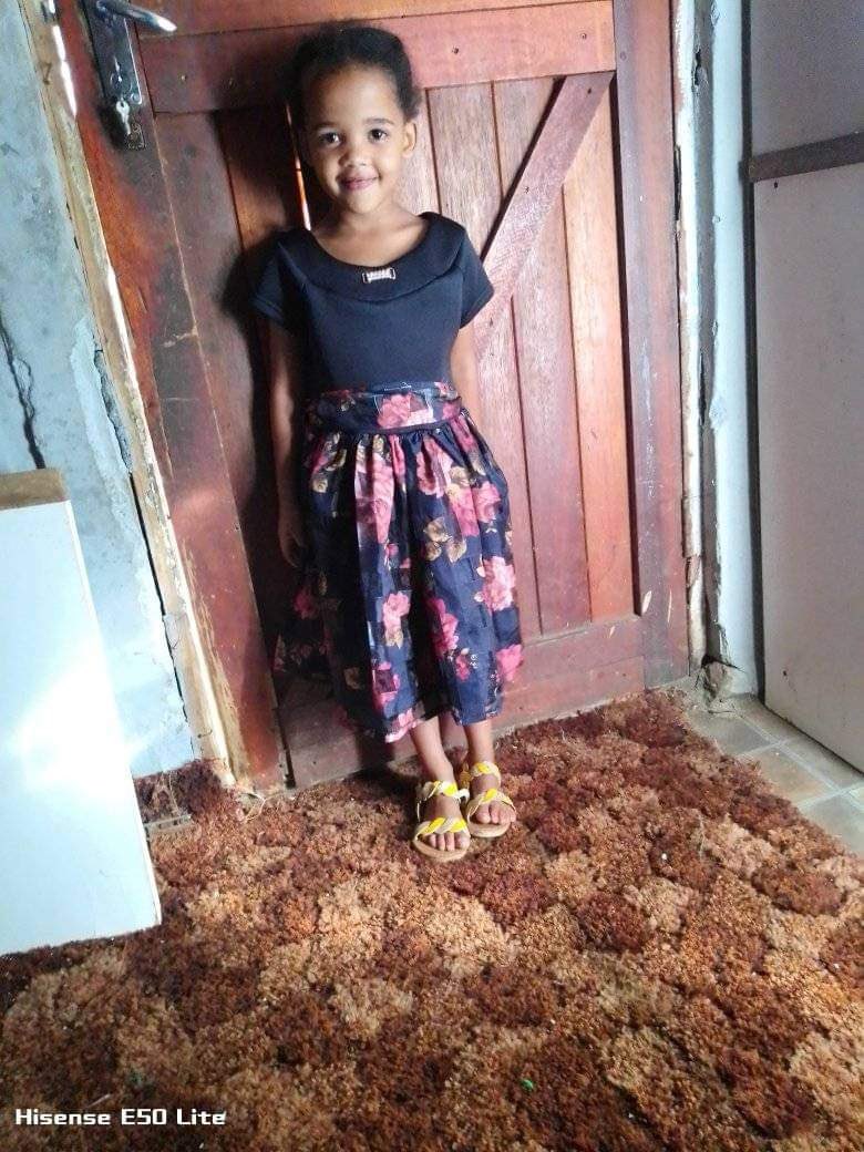 IanCameron23's tweet photo. 21/9/23
21:15

🚨🚨🚨PLEASE HELP 🚨🚨🚨

 Find Marshey Stevens (6)!

She went missing from Davey Samaai street, Hillside in Smartie Town, Paarl East earlier today.

Will update accordingly. https://t.co/HollHfFLi1