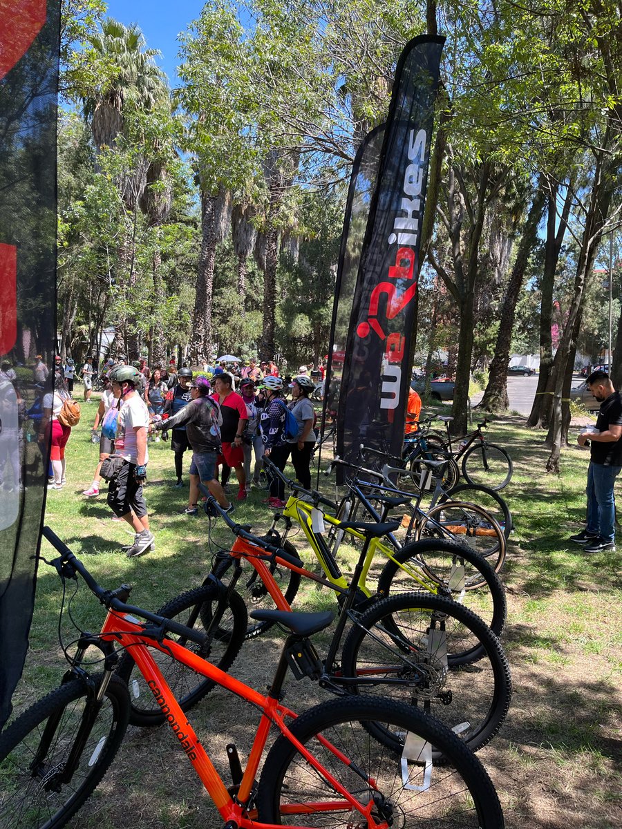 werbikes's tweet photo. Hoy toco celebrar el aniversario de las rodadas Vespertinas !!! Gracias por este año de rodadas https://t.co/6F3auny9cY