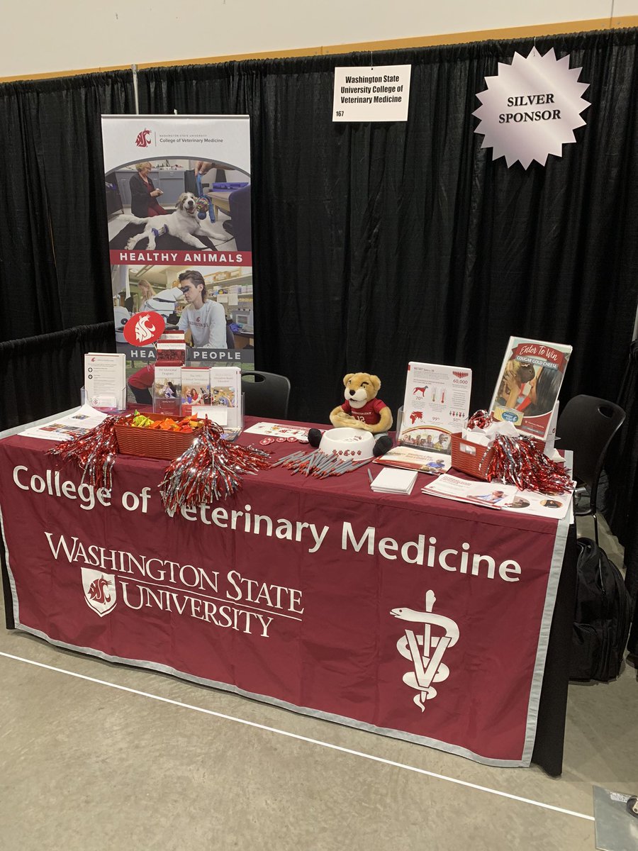 Day 2 at the #PNWVC23 in Tacoma, WA.

Lots of great people (and pets) attending with potential long term relationships being nurtured and developed.

@bluebuffalo @WSUvetmed 

#CancerFreePet #CancerAwareness 
#Veterinarian
