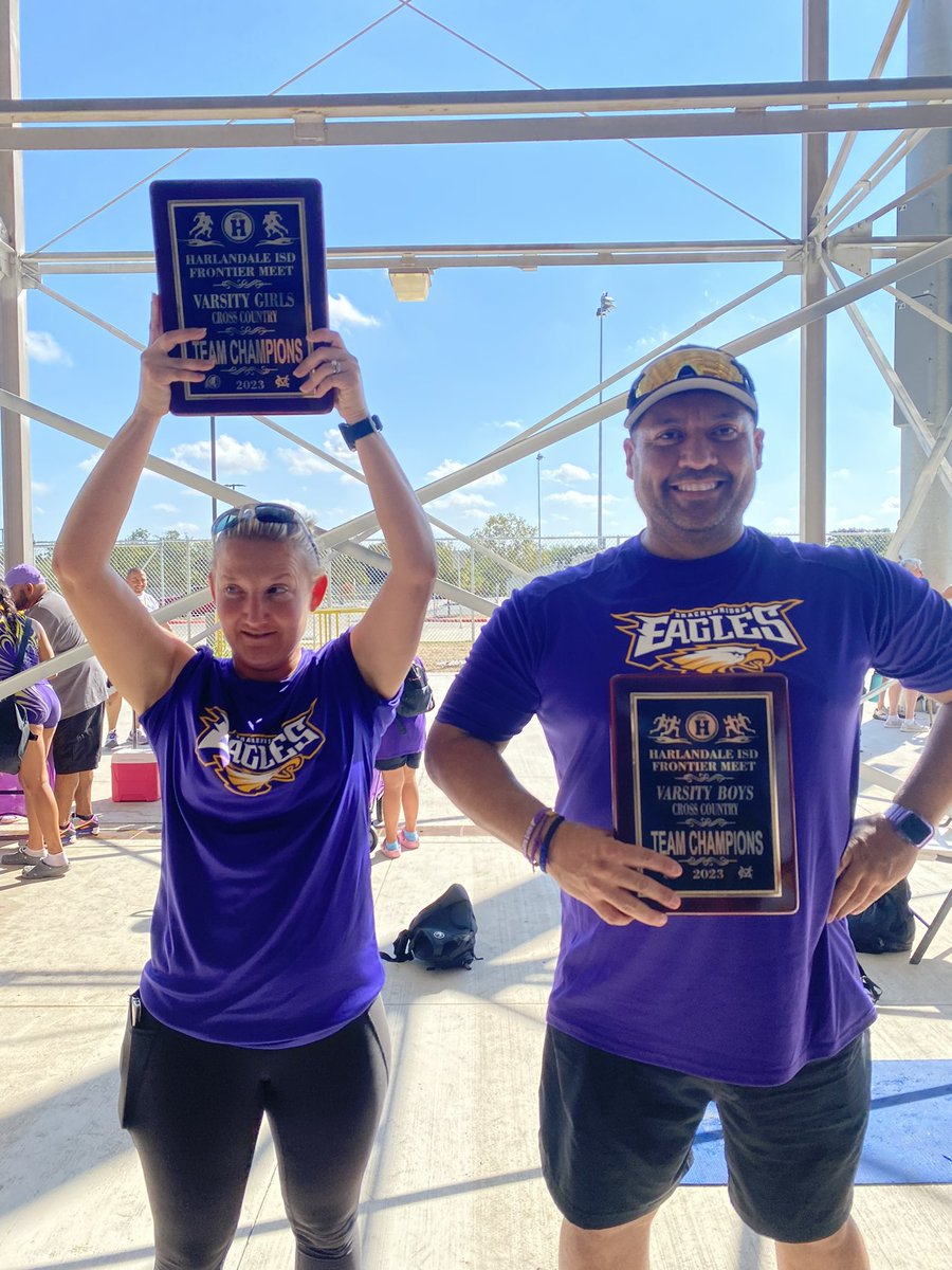 SABrackXC's tweet photo. Our XC Leaders enjoying the win for a moment. Brief moment… 🚴🏽🏃🏼‍♀️

Look… they’re a 10. 😂 
@sapolinar1 @CoachSASalas 

@LillyCalawayMEd 
@SAISDBrackHS 
@SAISDAthletics https://t.co/n2g3spZP60