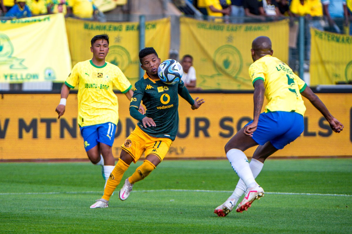 KaizerChiefs's tweet photo. 90 + 5’| #MS 2 : 1 #KC   

Full time score: (Shalulile 1’, 45+ 4') Mamelodi Sundowns 2 : 1 Kaizer Chiefs (Du Preez. pen 34’)

Aggregate :
Mamelodi Sundowns 3 : 2 Kaizer Chiefs

#Amakhosi4Life #MTN8 #Khosified