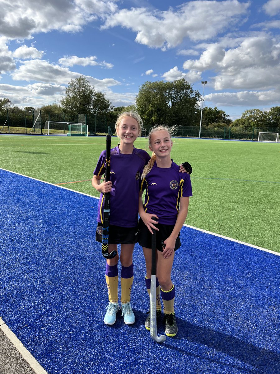 TomSmethers's tweet photo. Very proud Dad moment today, son playing M2 and first game of senior hockey for the twins, 2 wins #swhc https://t.co/yIQcMXF0Y6