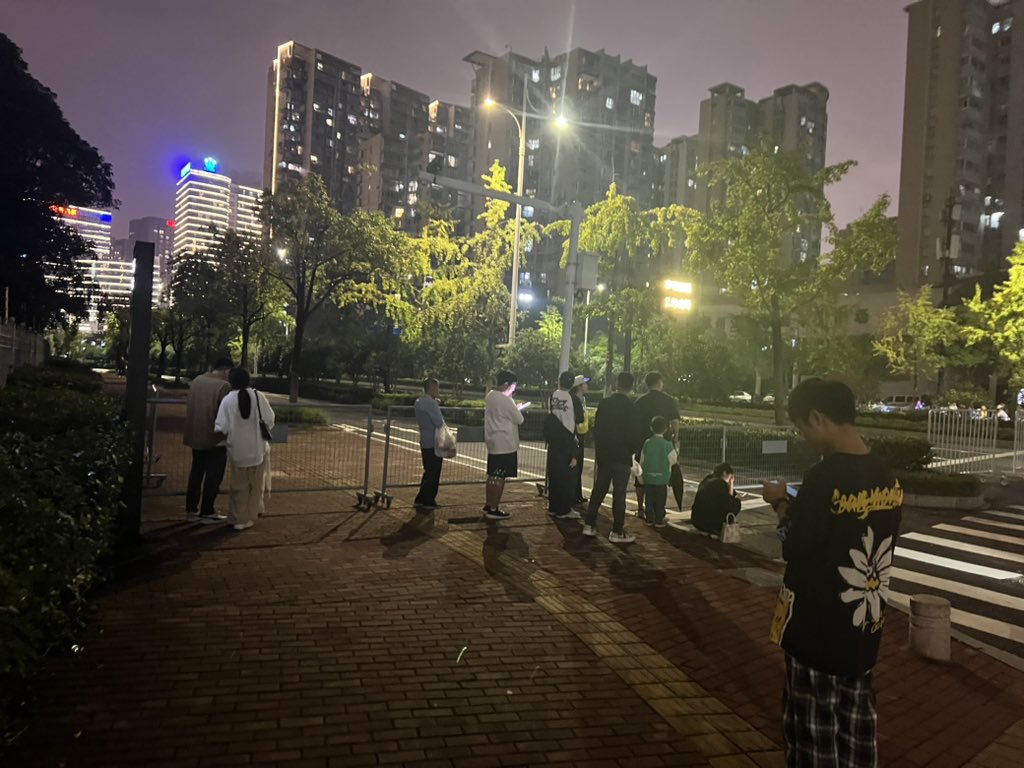王局志安 tweet media