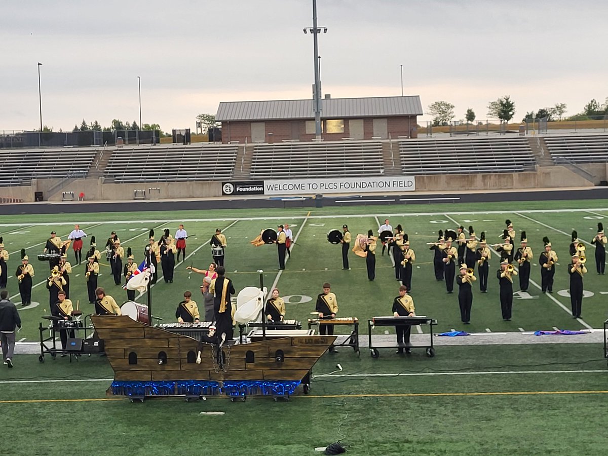 Katewilson04's tweet photo. Glenwood Band @ Papillion this morning!  Way to go!! 
🦜🦜🏴‍☠️🏴‍☠️🦜🦜 https://t.co/HppTT40GlH