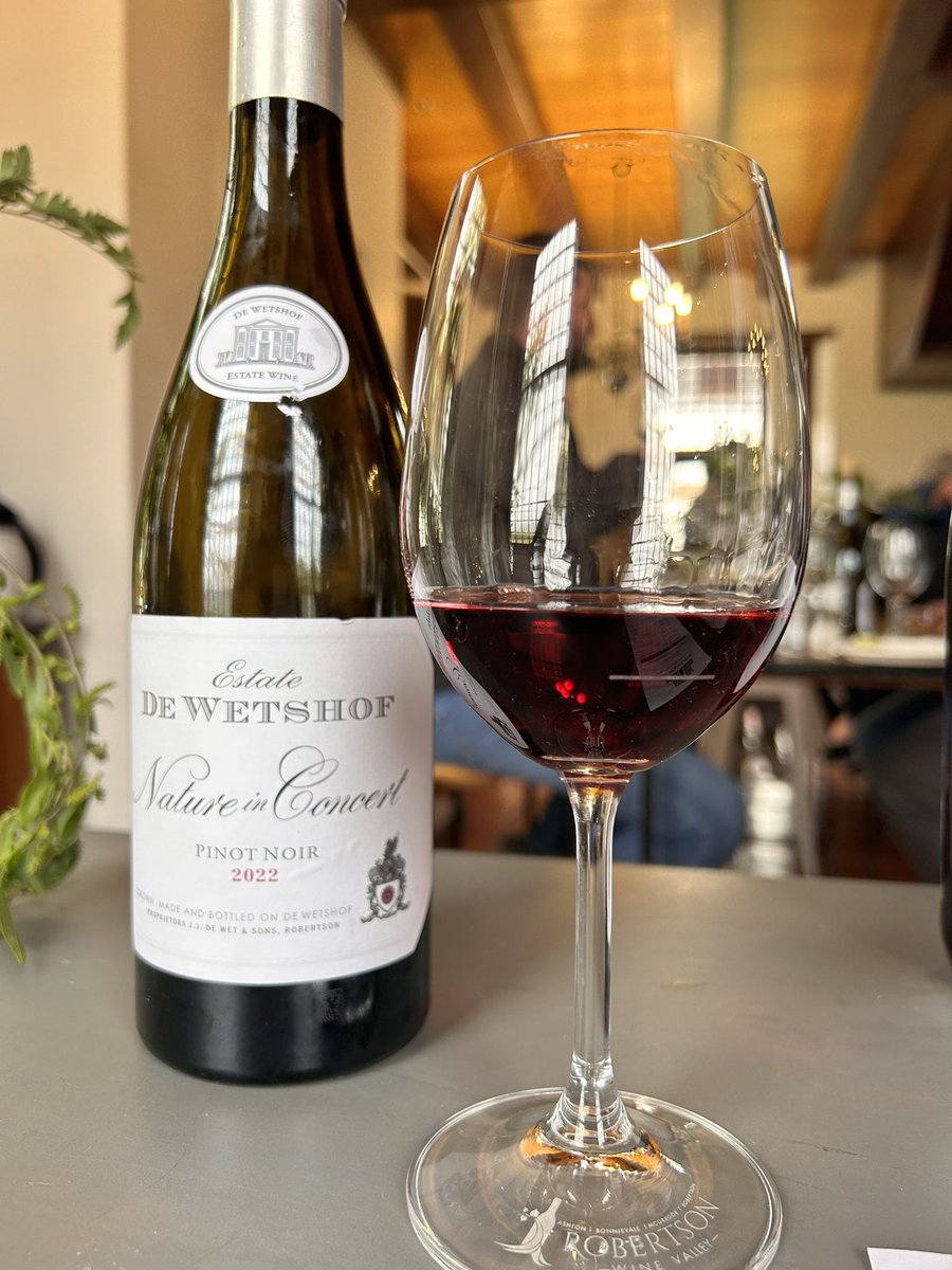 Throughmywinegl's tweet image. Hopefully after this #HeritageWeekend the weather will get the hint that “WesternCape” is mors than ready to host  the Spring/Summer24/24 . Thankfully the valley had ample activity to keep us entertained indoors 🍷💫