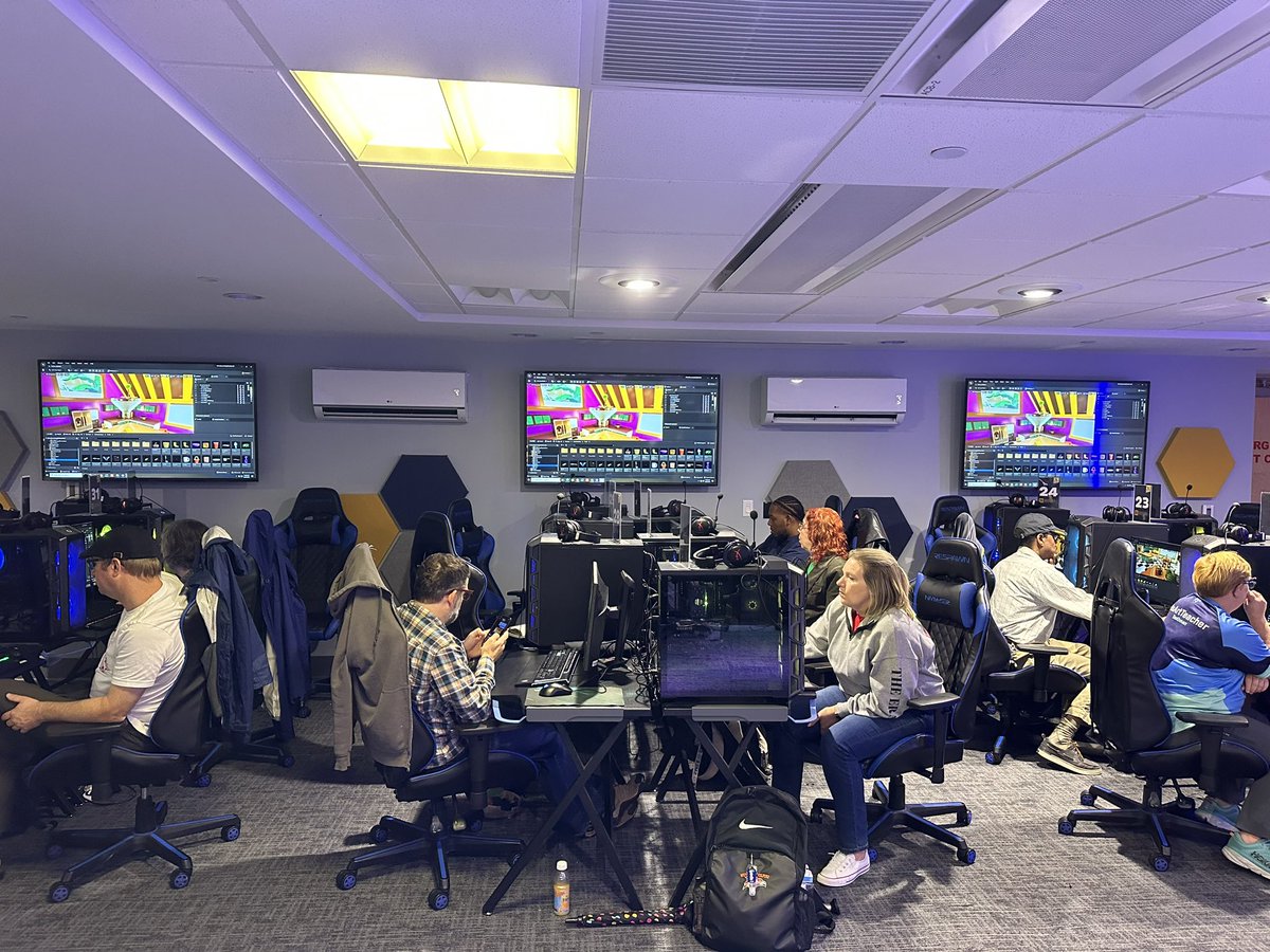 mr_isaacs's tweet photo. Working with a fine group of NC educators learning about the @UnrealEngine @RubeGoldberg learning kit and 10-Pin challenge global competition.
Canโt wait to see what their students create and submit!
https://t.co/bqQGnJvW4T https://t.co/3K8YY0nIJe