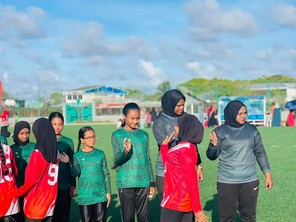Fuvahmulaku School (@fsfuvahmulah) on Twitter photo Late Fauzan’s Memorial Football &Handball Tournament 2023-2024
#Day1
<a href="/MoEdumv/">Ministry of Education</a>
m.facebook.com/story.php?stor… Late Fauzan’s Memorial Football &Handball Tournament 2023-2024
#Day1
<a href="/MoEdumv/">Ministry of Education</a>
m.facebook.com/story.php?stor…