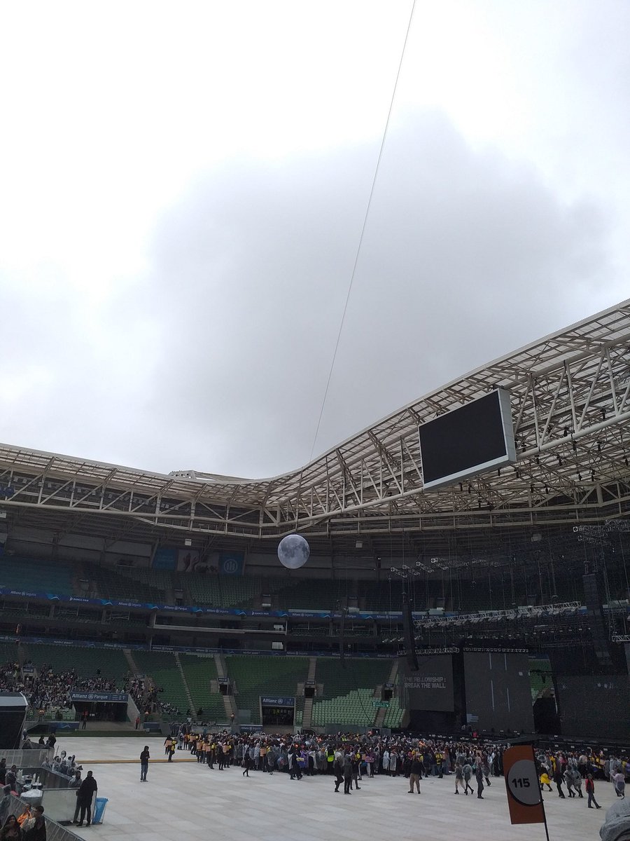 messy3lost's tweet photo. Melhor dia da minha vida
#ateez #ATEEZinBrazil https://t.co/MbjqXhInKZ