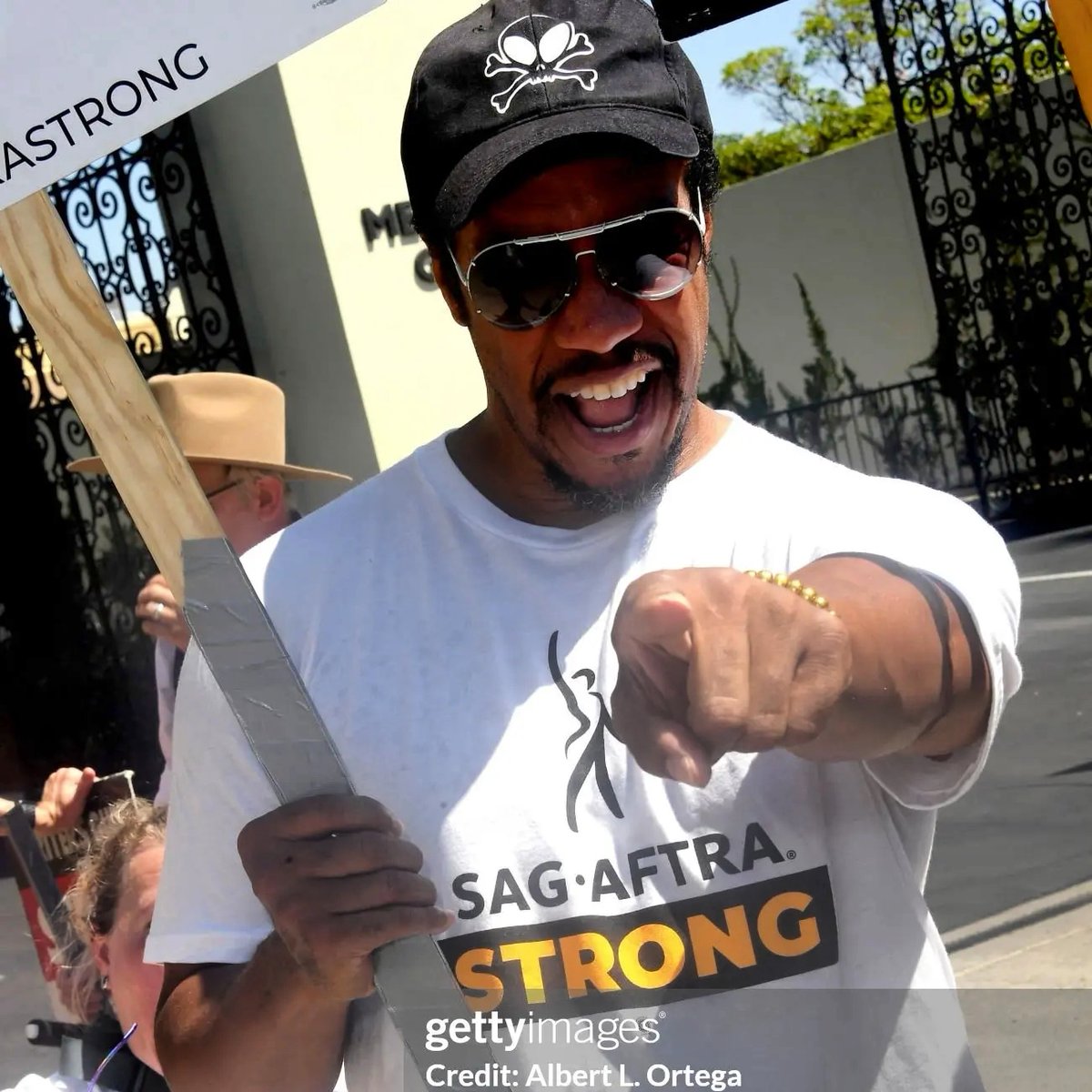 "Power to the people, no delay!!" Public Enemy

We're gonna win this!!!!

#sagaftrastrike #WGAStrong #sagaftrastrong #wgastrike #solidarity

📸 by <a href="/albertlortega/">A O</a>