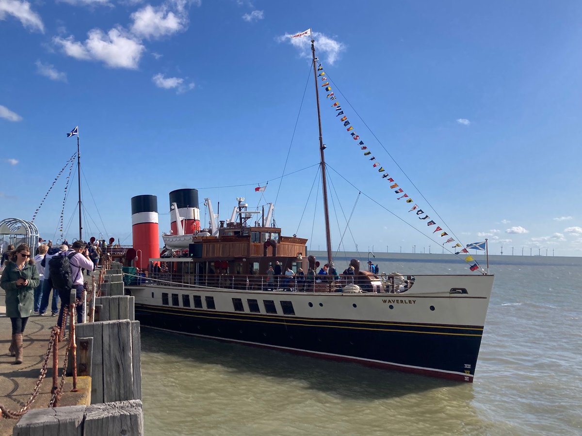 Waverley has returned to @ClactonPier this afternoon. It’s great to be back.
