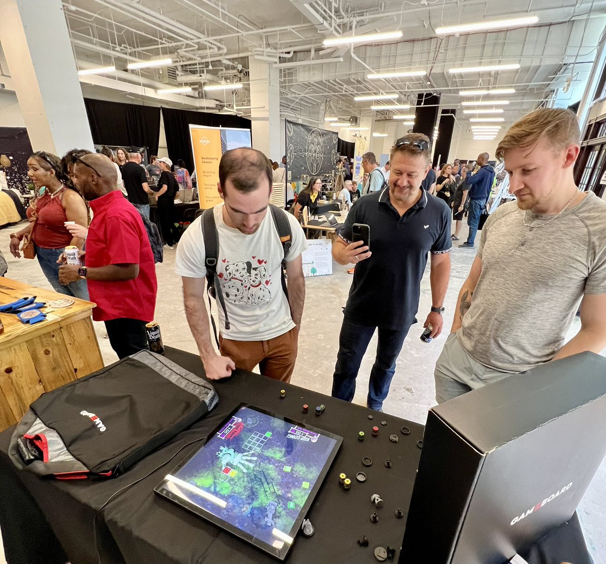 LastGameboard's tweet photo. We had a blast yesterday at the @DENStartupWeek Product showcase🙌

We met some awesome people and even got to play a couple different games with a few groups!

Next Event ➡️ Game Night 👀

 #DenverStartupWeek https://t.co/nyq8PldWUu