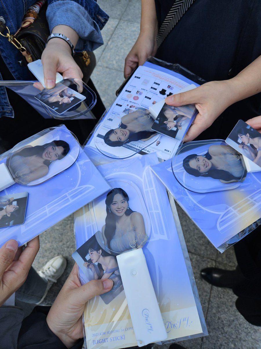 23.09.23 Seoul 첫 콘썰 
#김세정 #사랑해