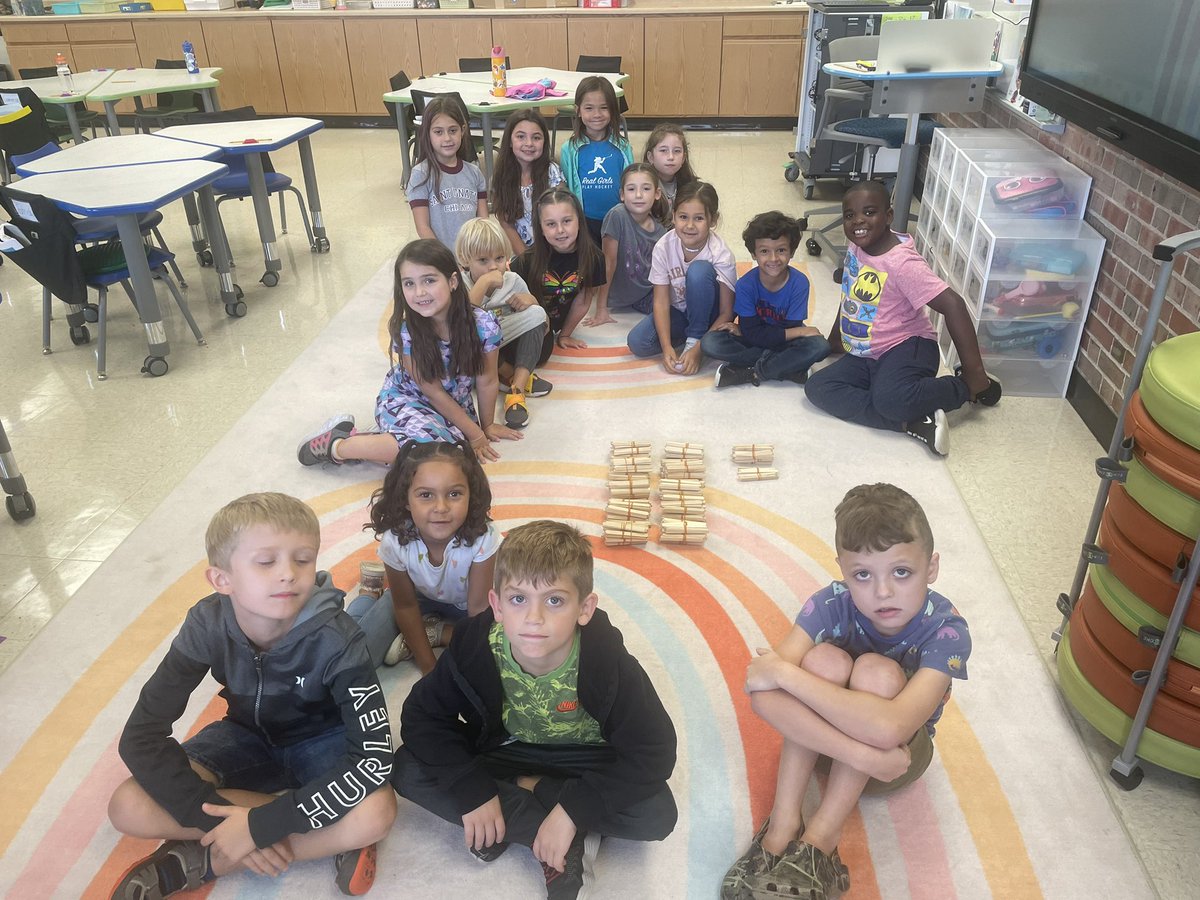 I spilled a ton of popsicle sticks! The kids helped count them by bundling 10s and 100s - we counted over 1,000 sticks 😀 #secondgrade <a href="/D45Schafer/">Schafer School</a>
